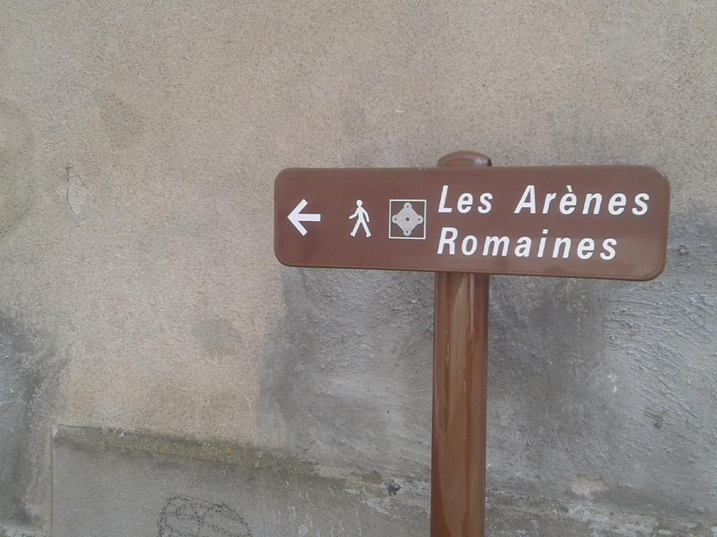 Venez Rever Beziers Centre Et Gare Il Y A Plus Cher Mais C Est Moins Bien Exterior foto
